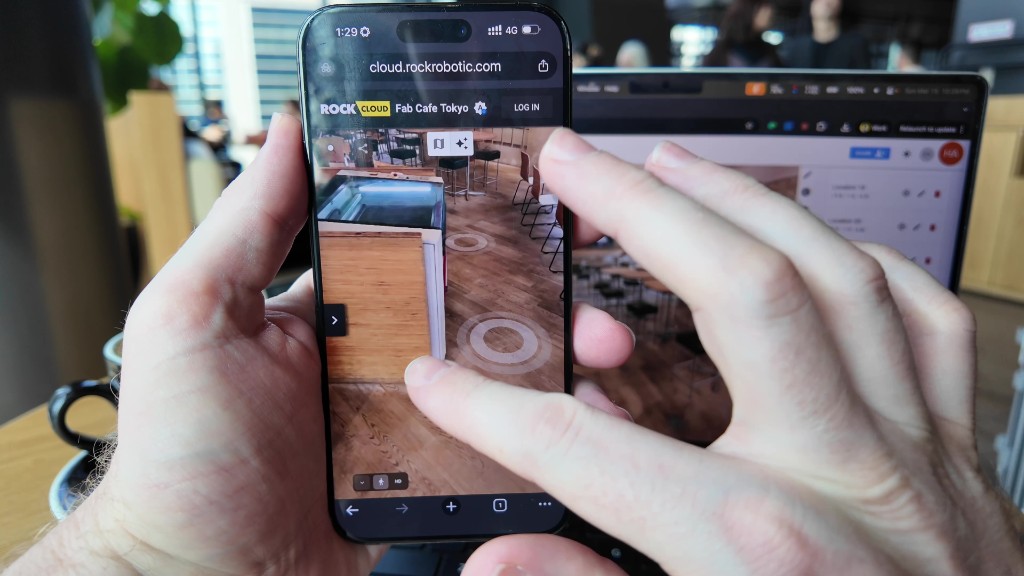 Mobile app showing gravity positions on the floor for tap-to-navigate